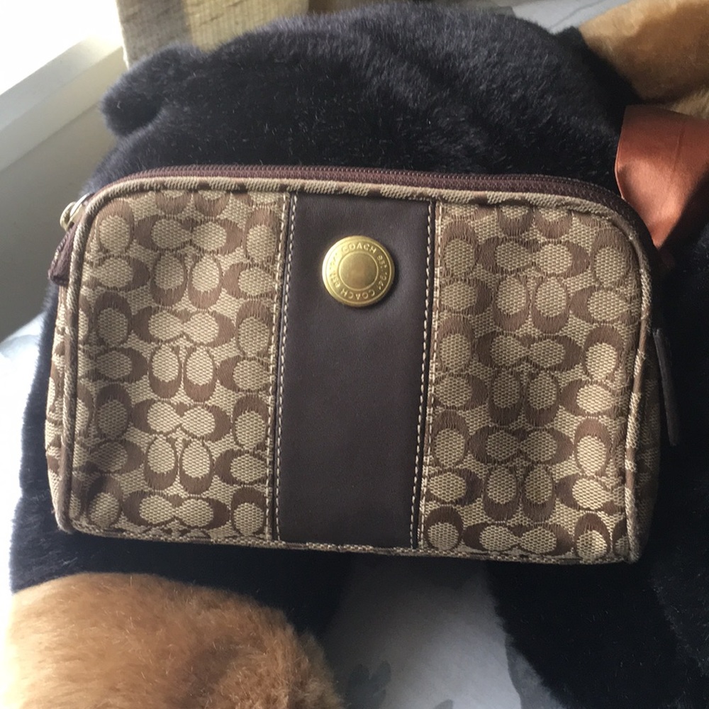 ‘Coach’ Brown/Beige Makeup/Phone Case